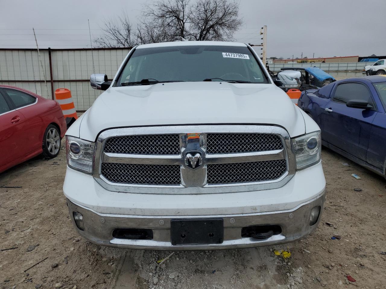 2015 RAM 1500 - Image 7