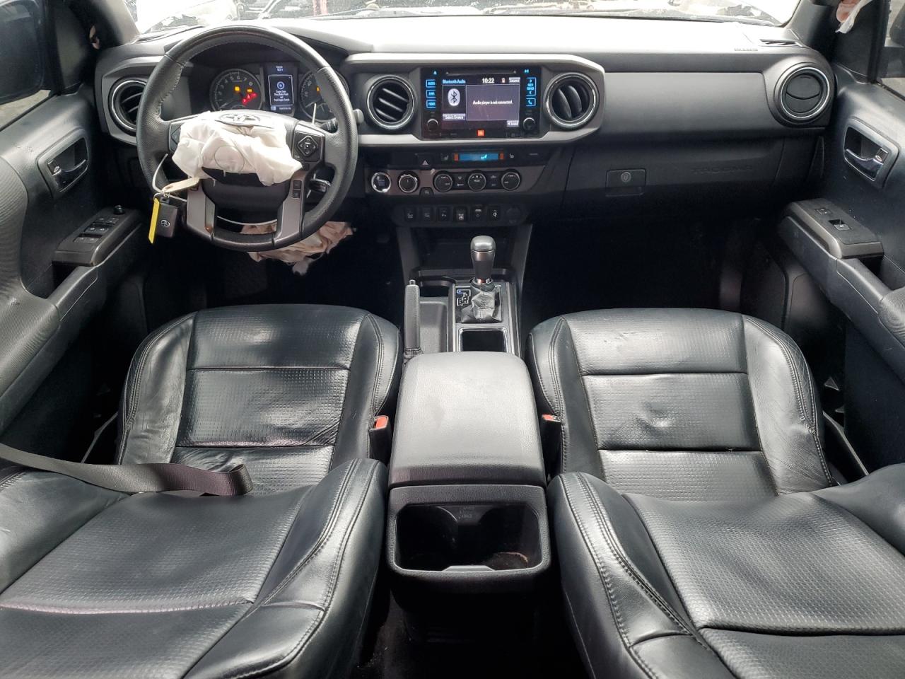 2019 Toyota Tacoma - Image 8