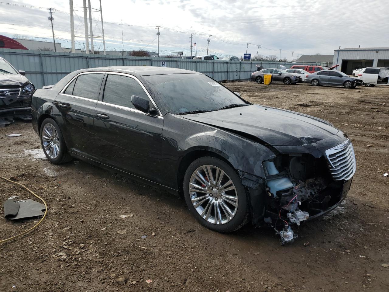 2013 Chrysler 300 - Image 4