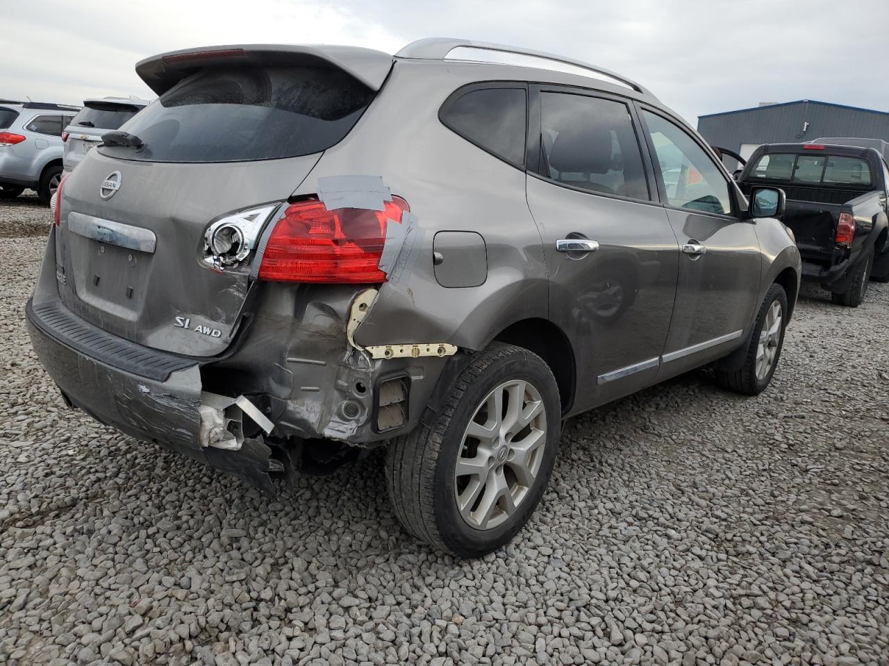 2013 Nissan Rogue - Image 3