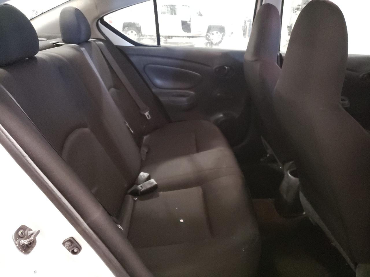 2017 Nissan Versa - Image 10
