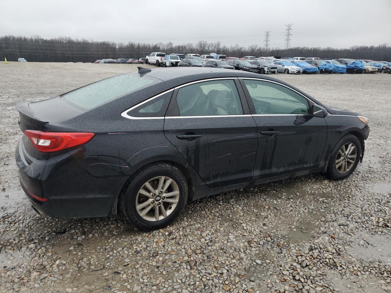 2016 Hyundai Sonata - Image 3