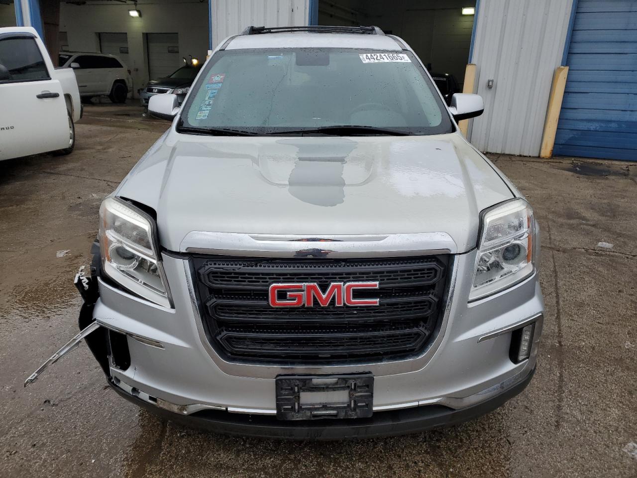 2016 GMC Terrain - Image 5