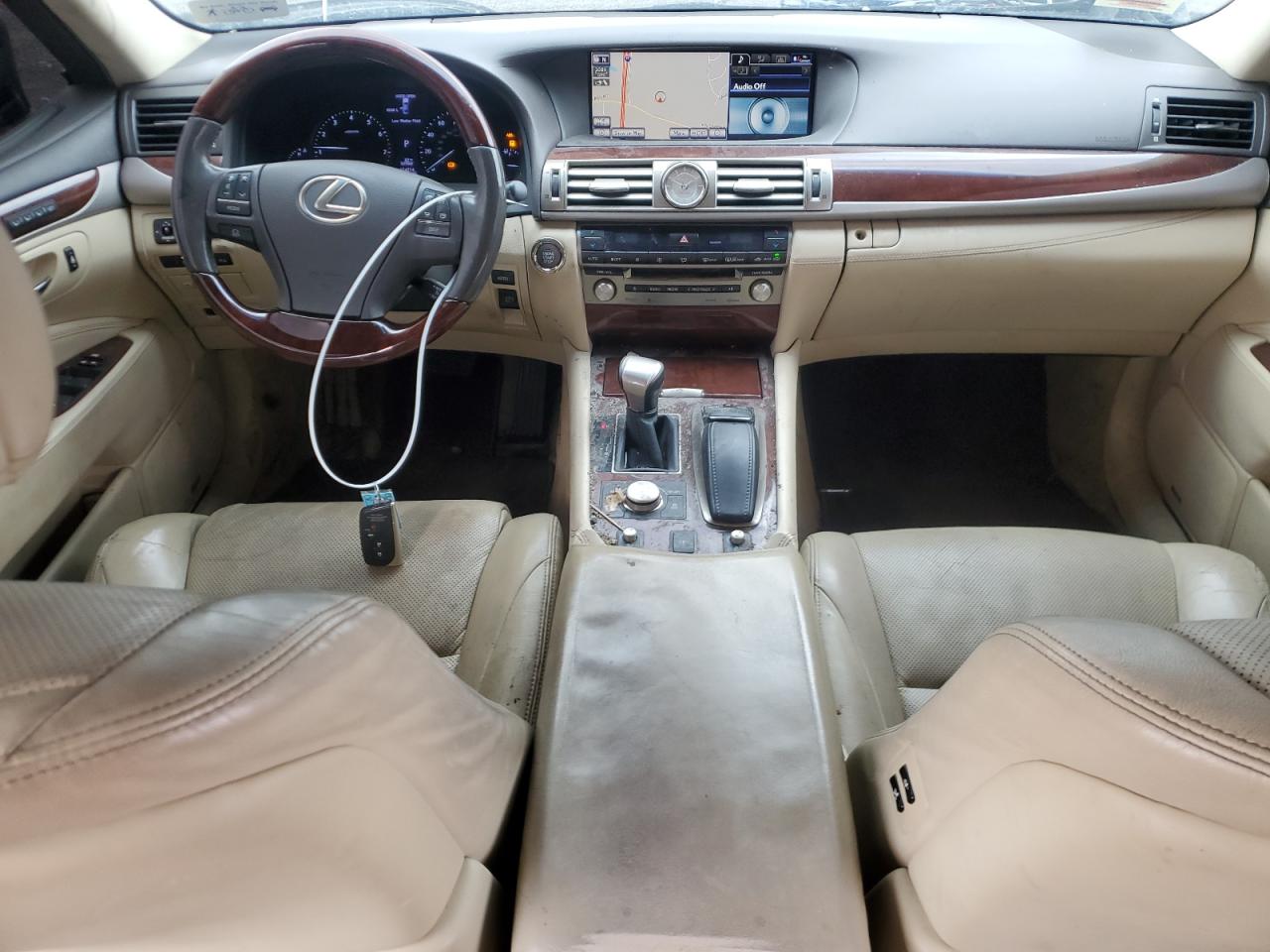 2014 Lexus LS - Image 8