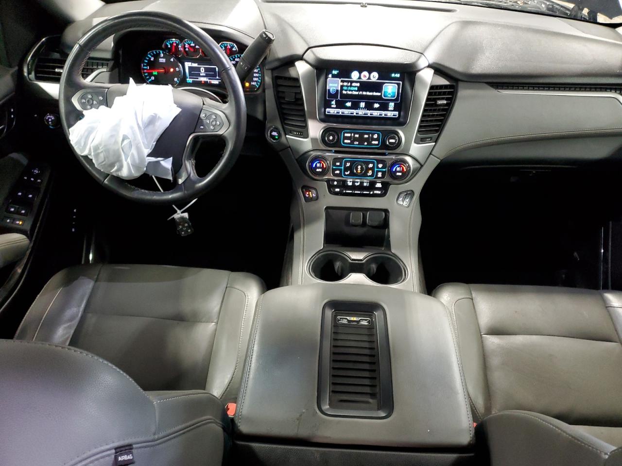 2015 Chevrolet Suburban - Image 8