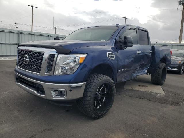  NISSAN TITAN 2017 Синий
