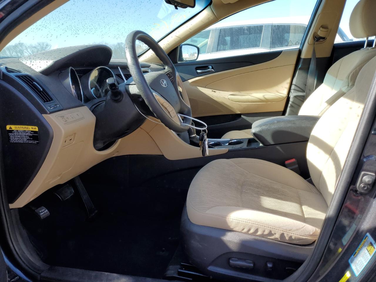 2013 Hyundai Sonata - Image 7