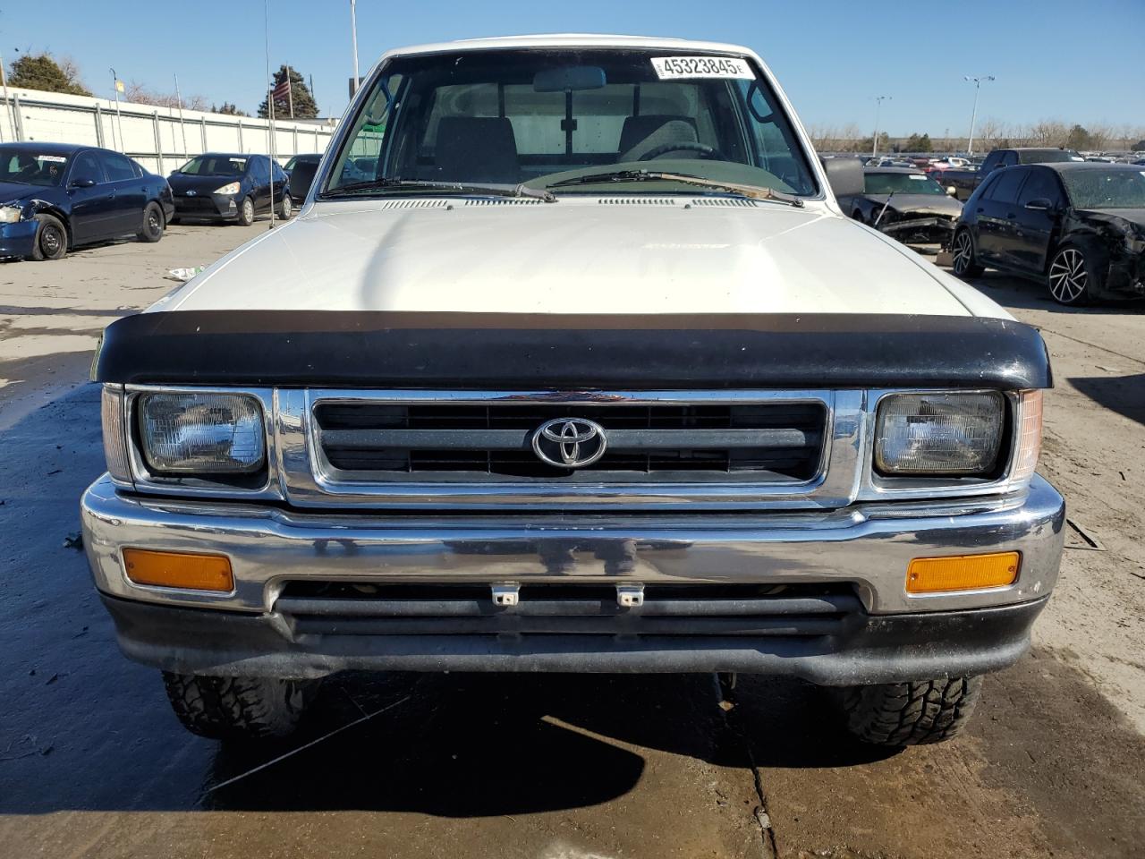 1992 Toyota Pickup - Image 5
