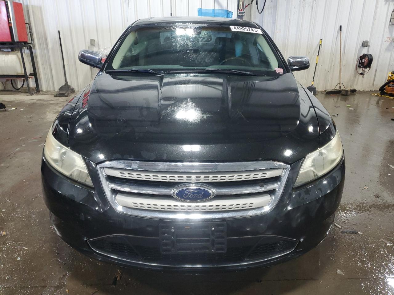 2011 Ford Taurus - Image 5