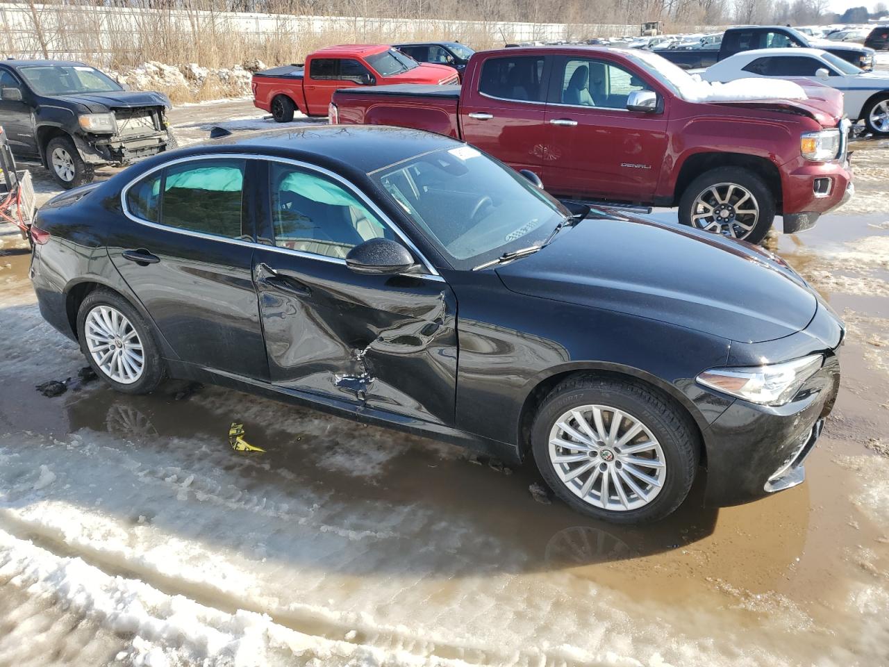 2021 Alfa Romeo Giulia - Image 4