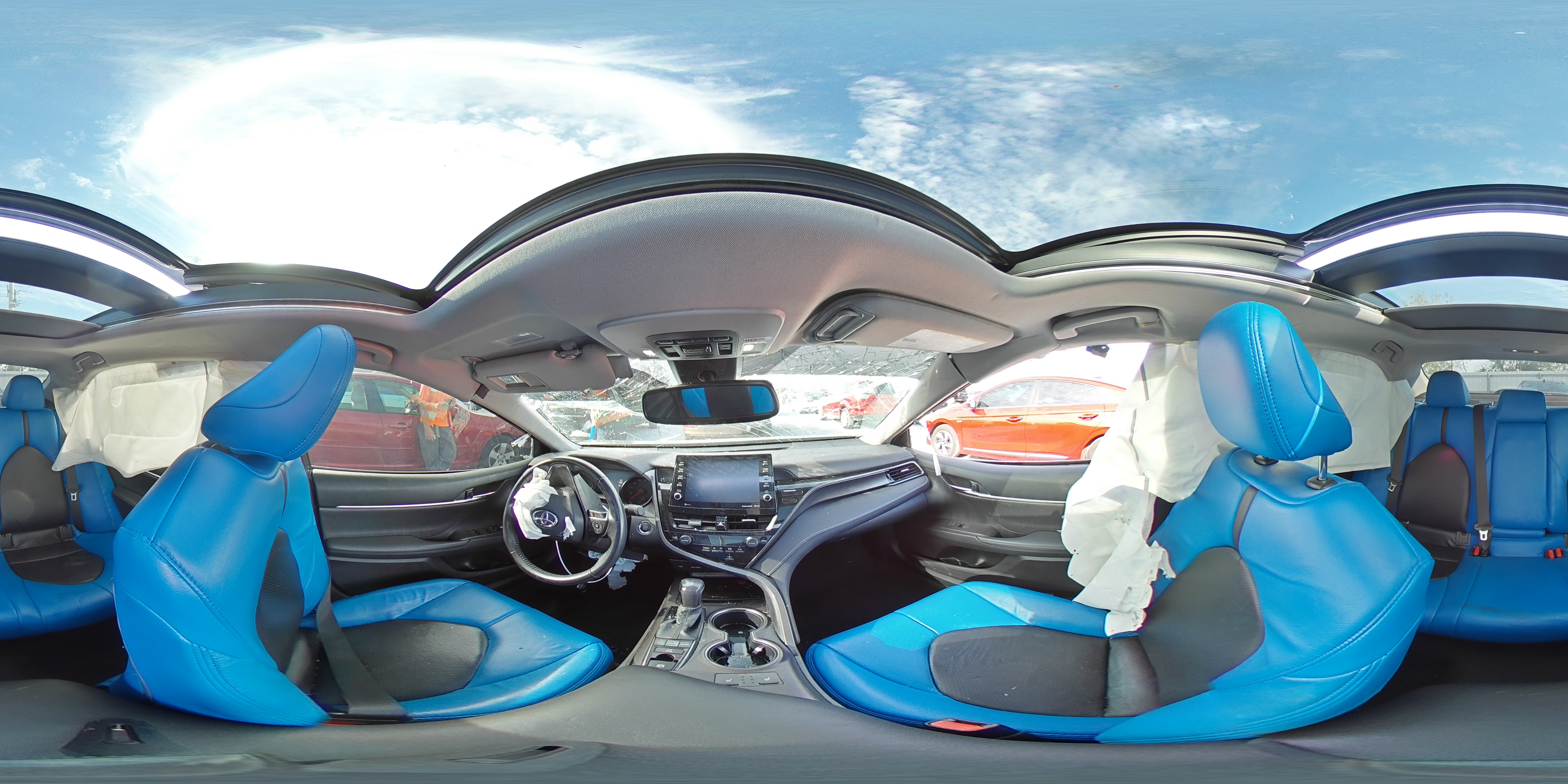 2021 Toyota Camry - Image 13