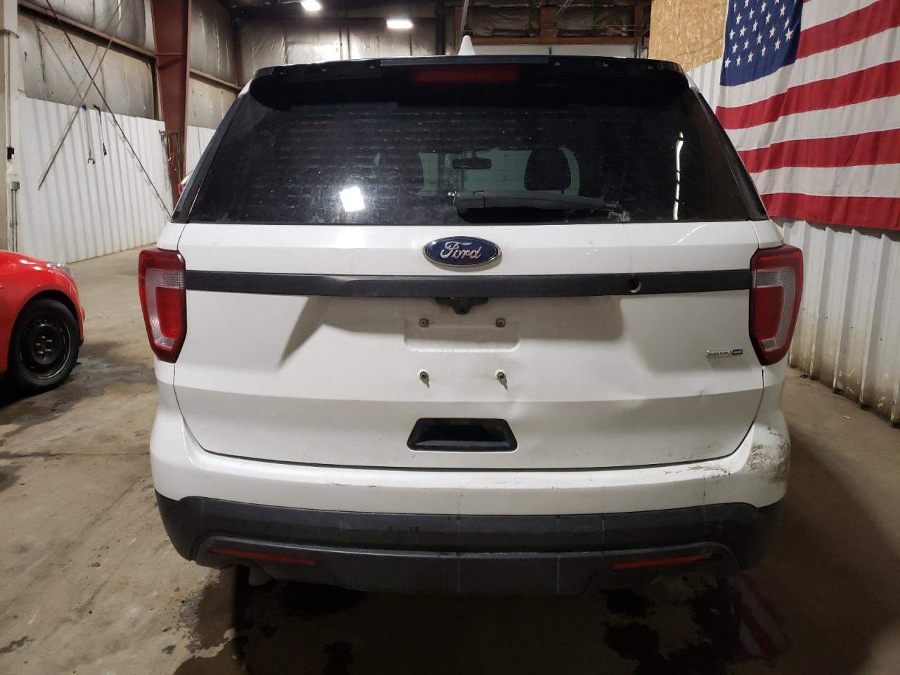 2017 Ford Explorer - Image 6