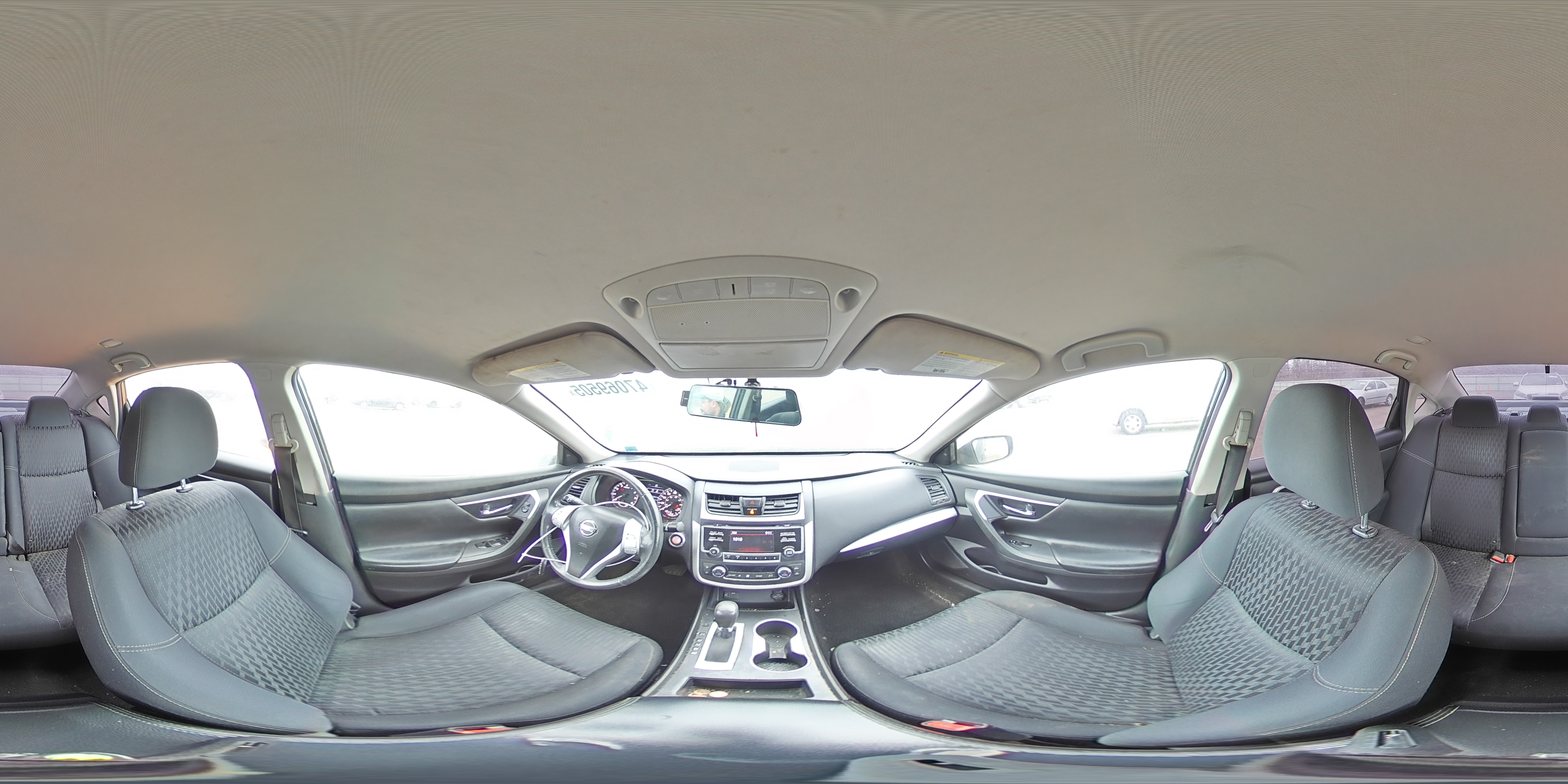 2017 Nissan Altima - Image 12