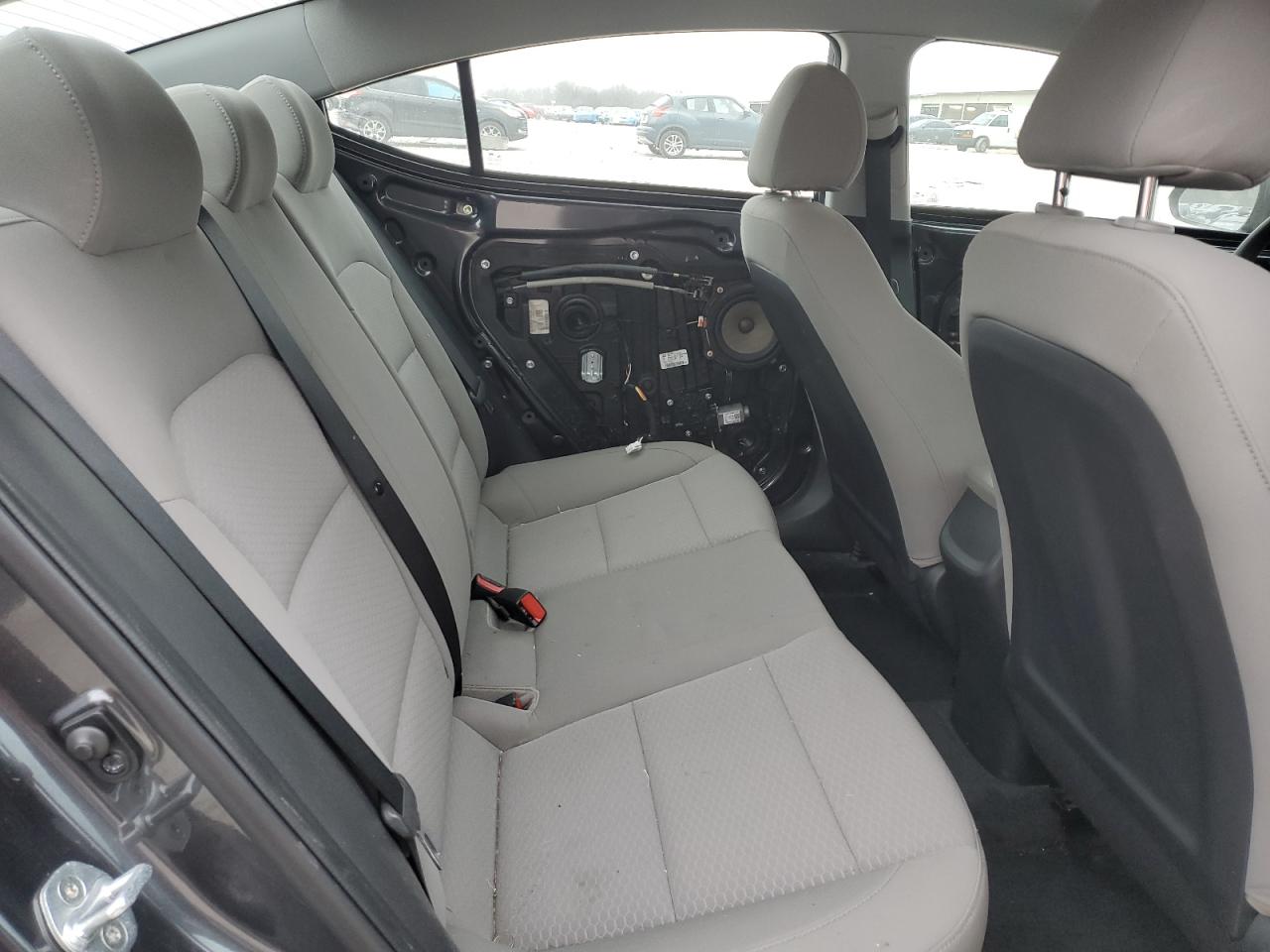 2020 Hyundai Elantra - Image 10