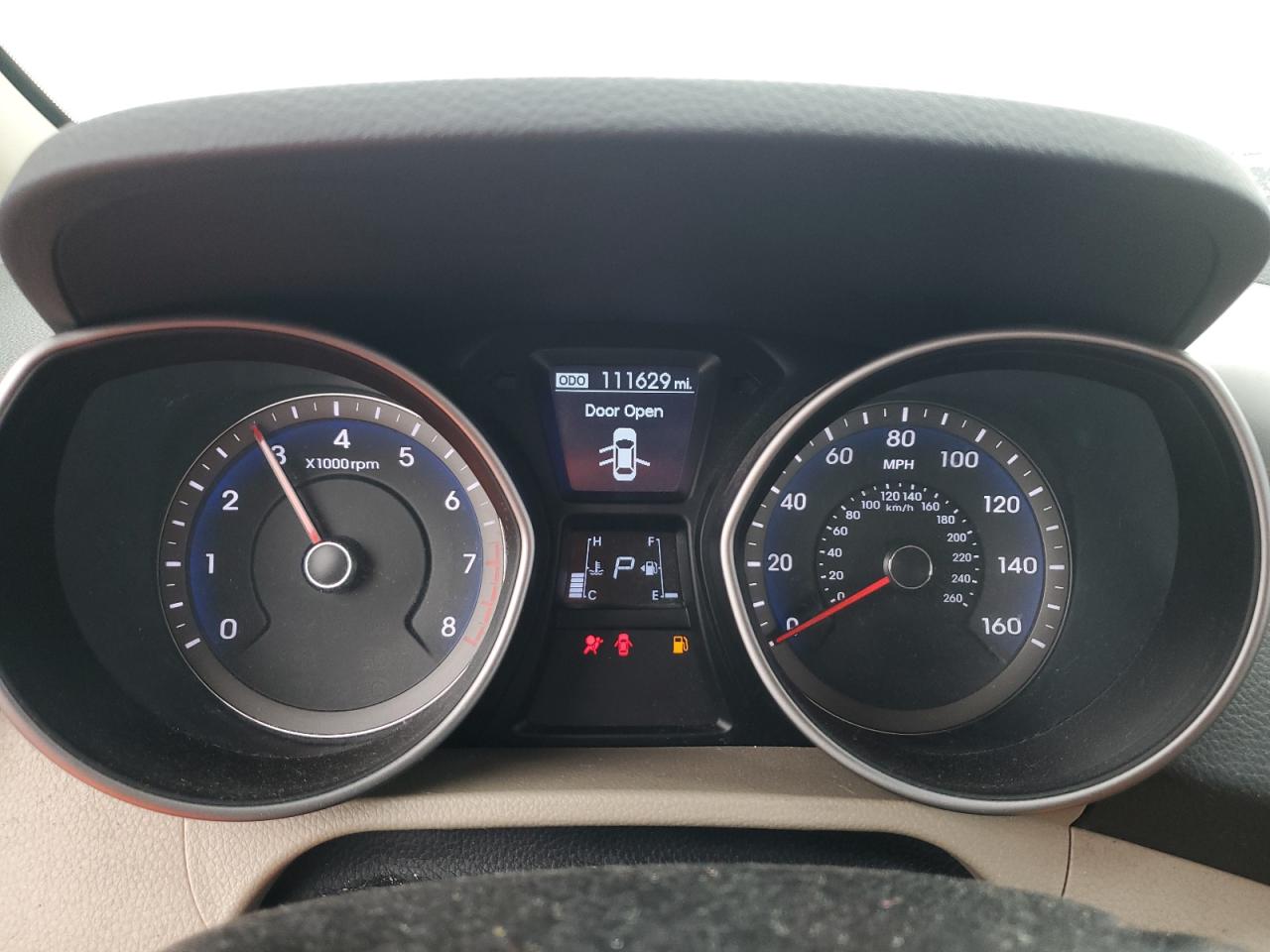 2013 Hyundai Elantra - Image 9