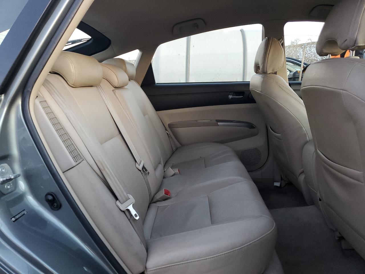 2005 Toyota Prius - Image 10