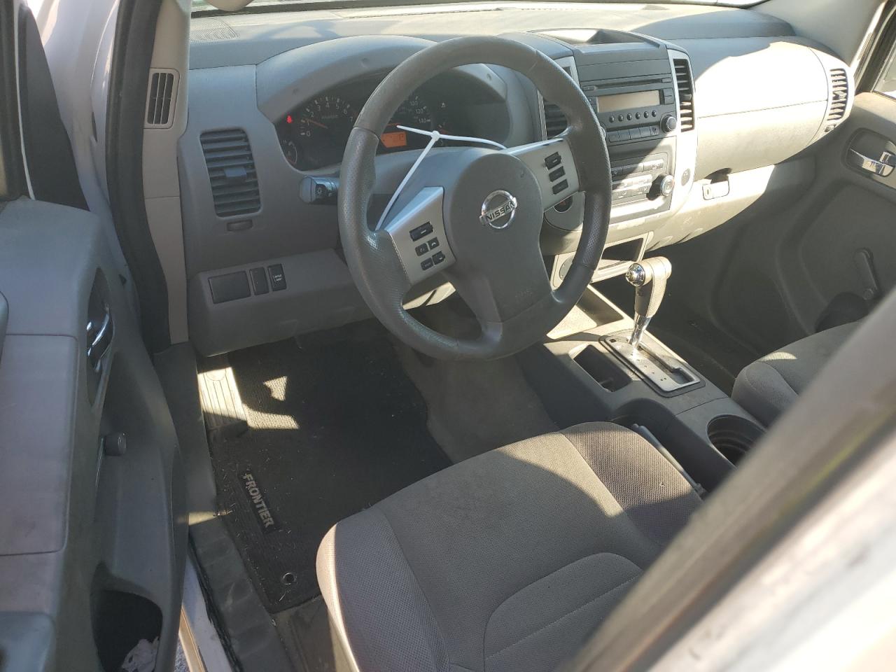 2016 Nissan Navara (Frontier) - Image 8