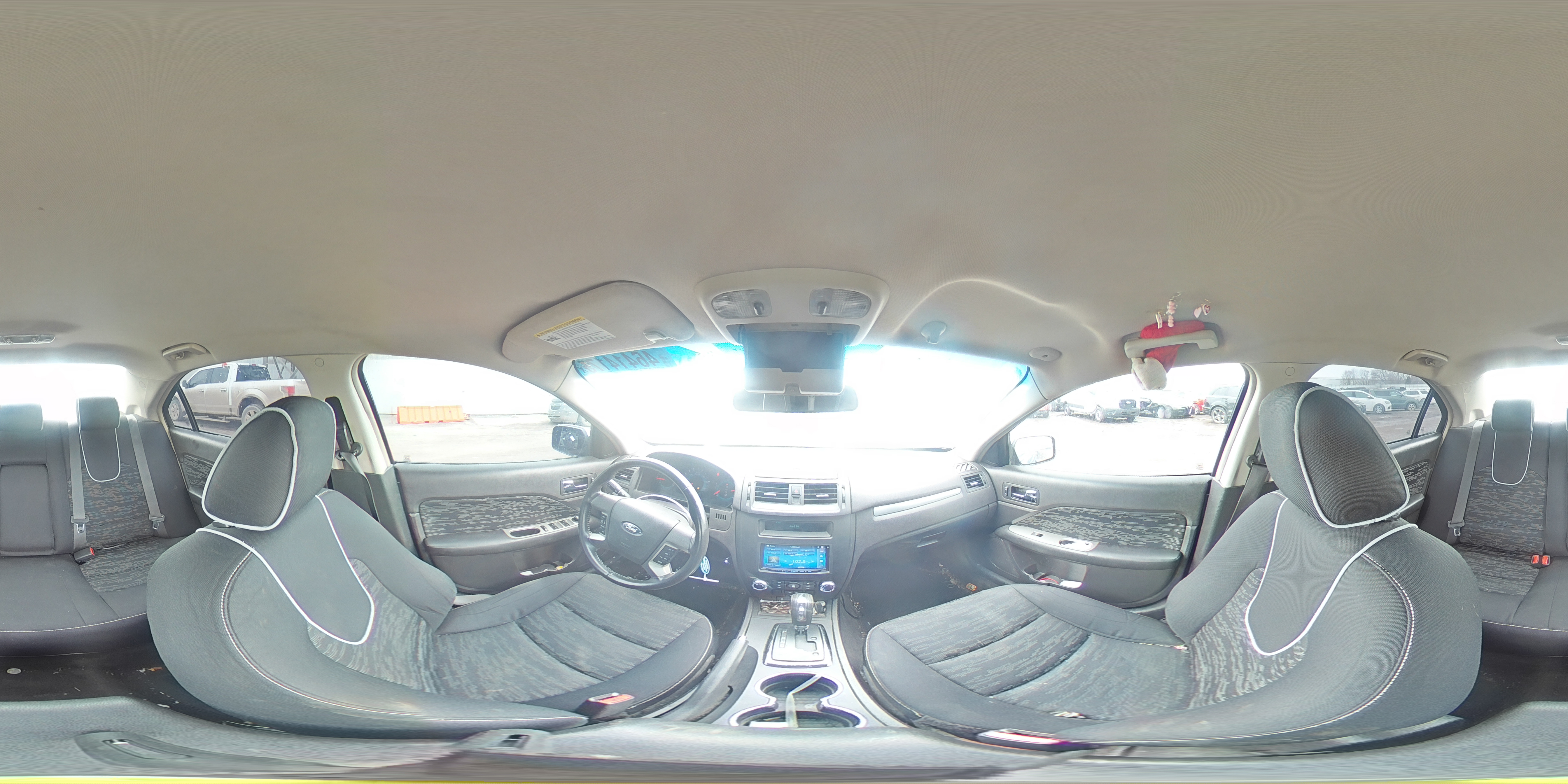 2010 Ford Fusion - Image 13