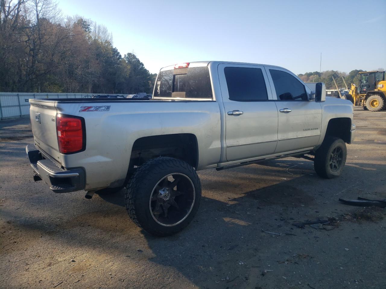 2014 Chevrolet Silverado - Image 3