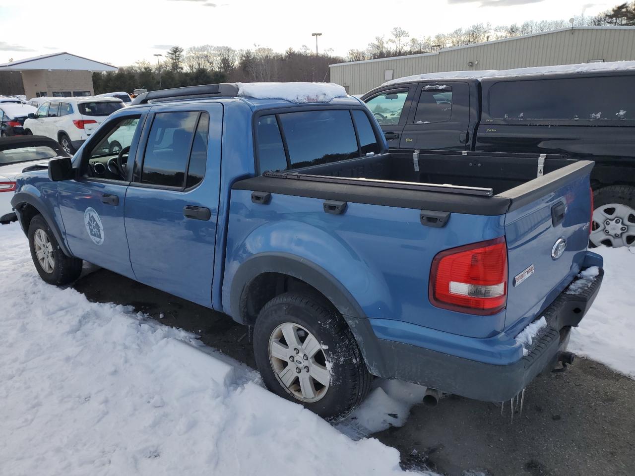 2009 Ford Explorer - Image 2