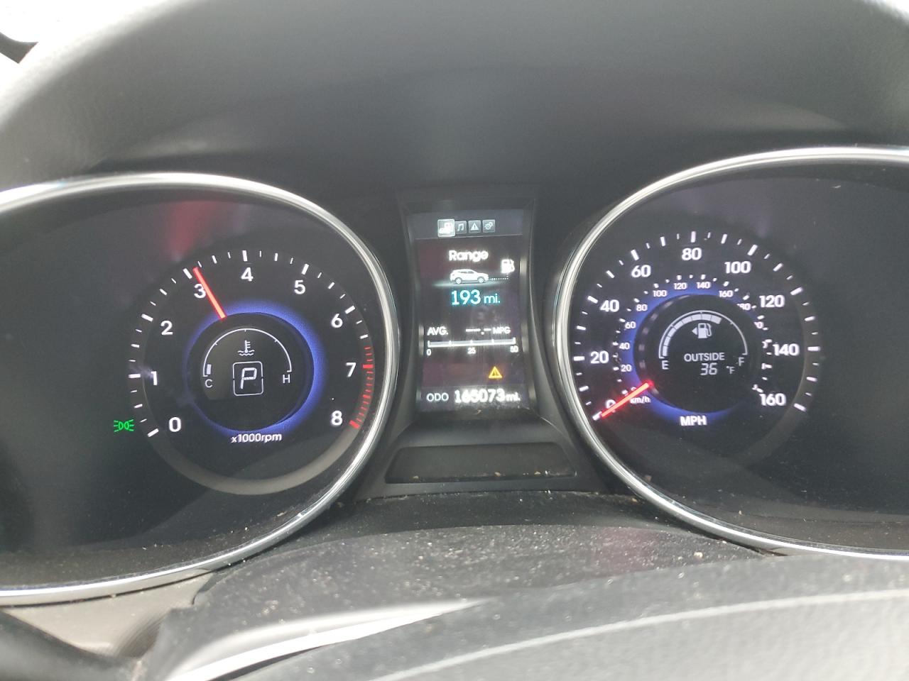 2014 Hyundai Santa Fe - Image 9