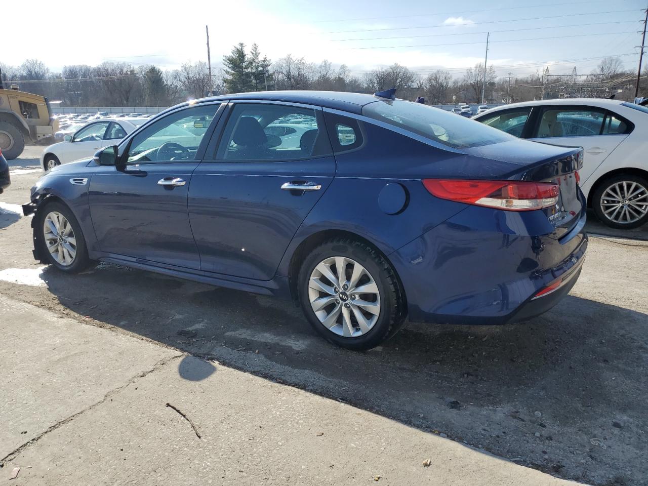 2018 Kia Optima - Image 2