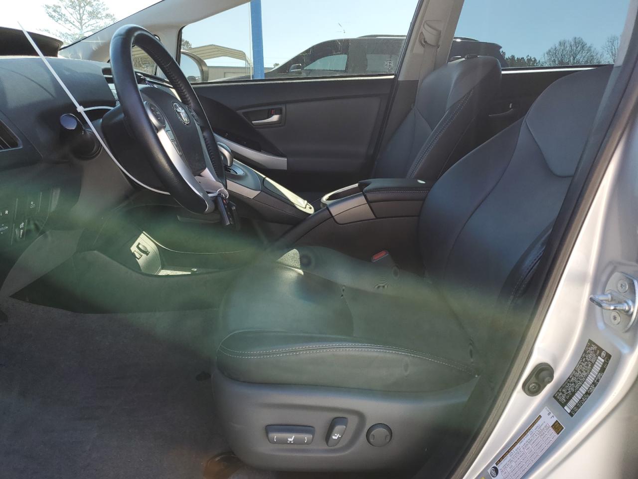 2014 Toyota Prius - Image 7