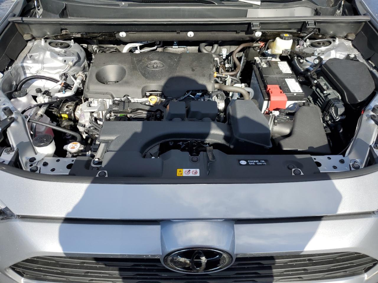 2024 Toyota RAV 4 - Image 12
