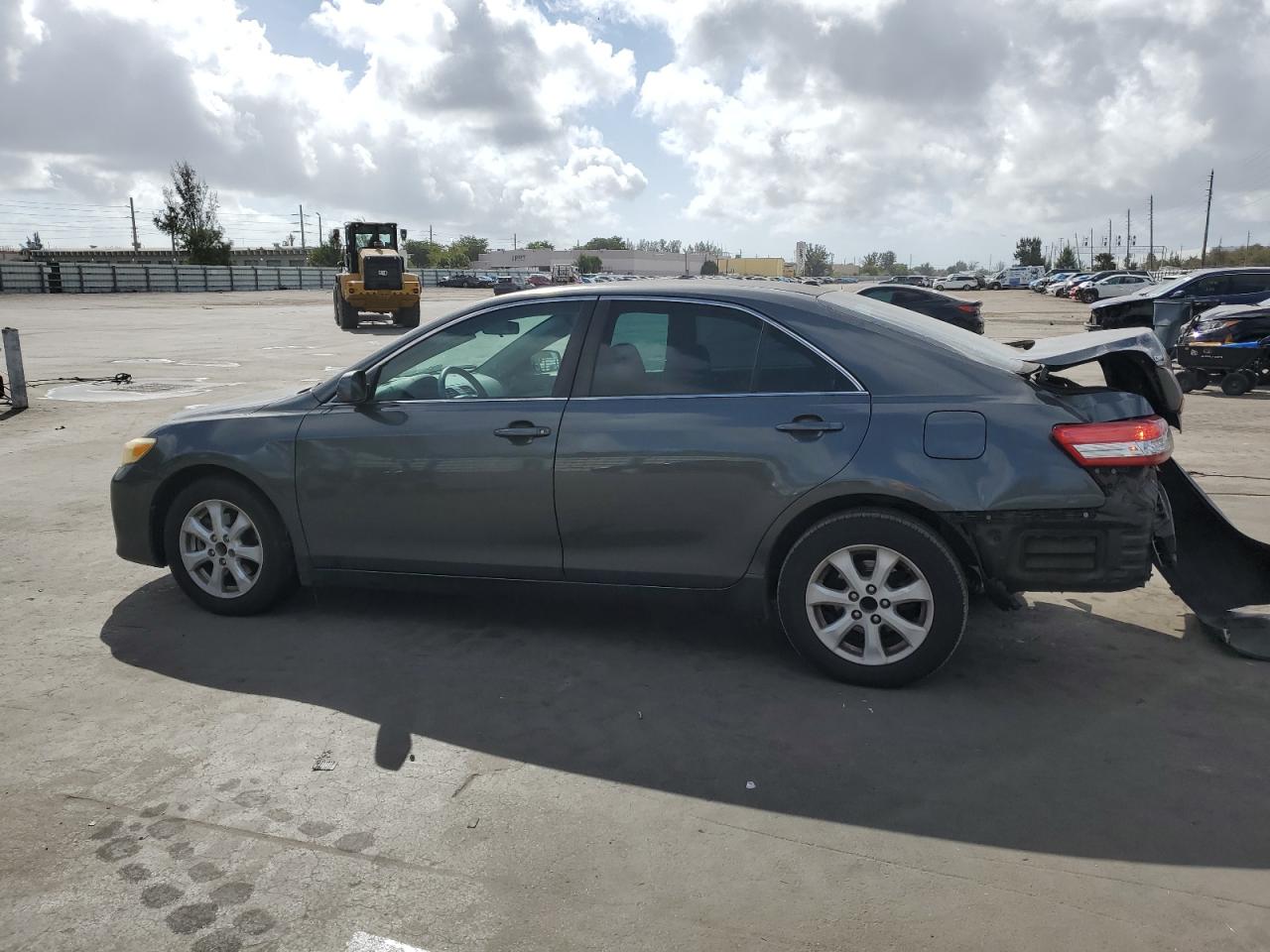 2011 Toyota Camry - Image 2
