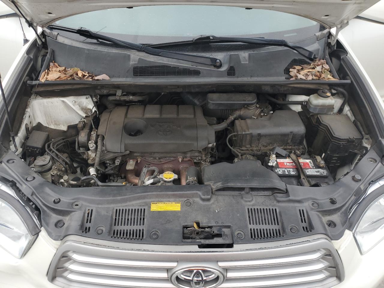 2010 Toyota Highlander - Image 12