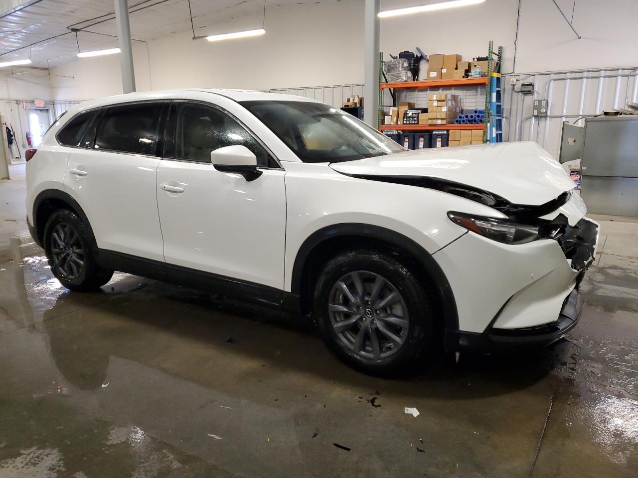 2022 Mazda CX-9 - Image 4