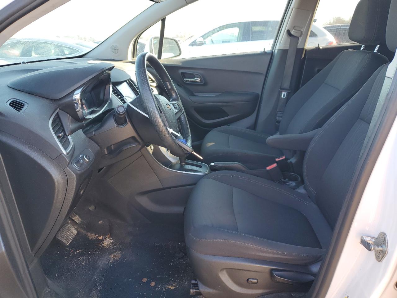 3GNCJLSB1LL210860 CHEVROLET TRAX 2020