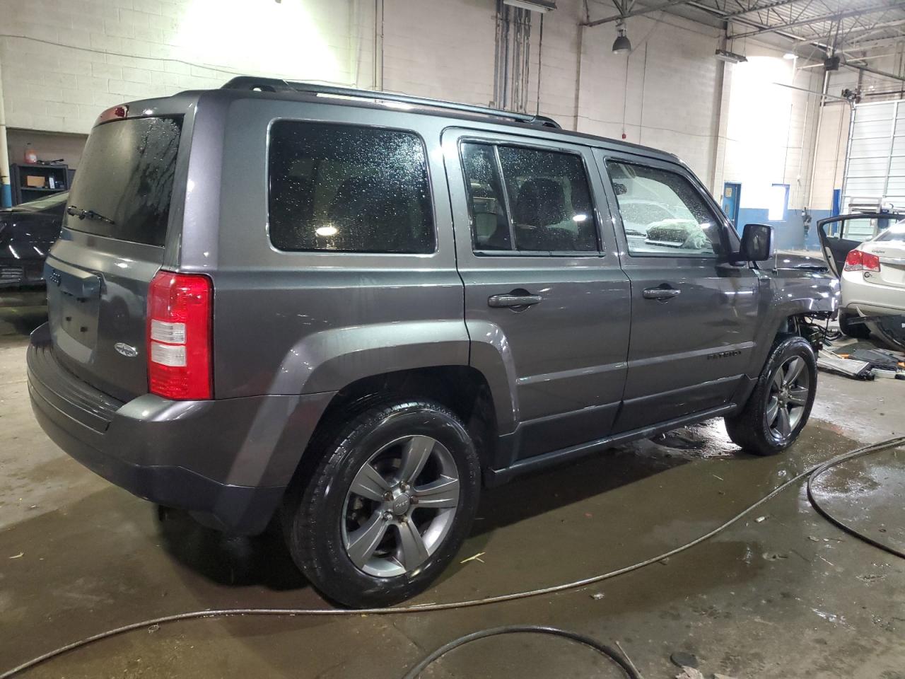 2015 Jeep Liberty (Patriot) - Image 3
