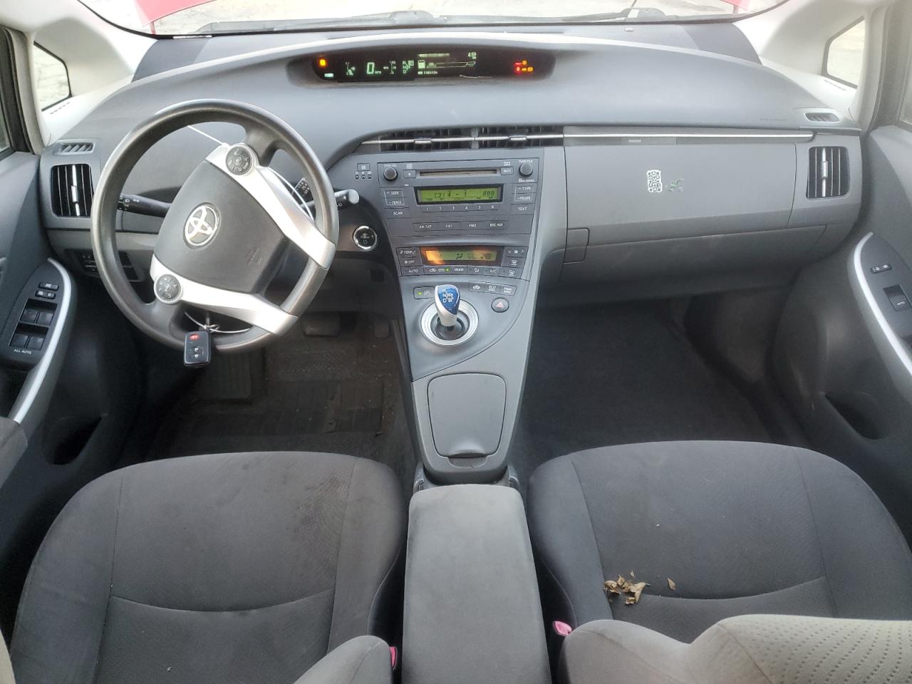 2010 Toyota Prius - Image 8