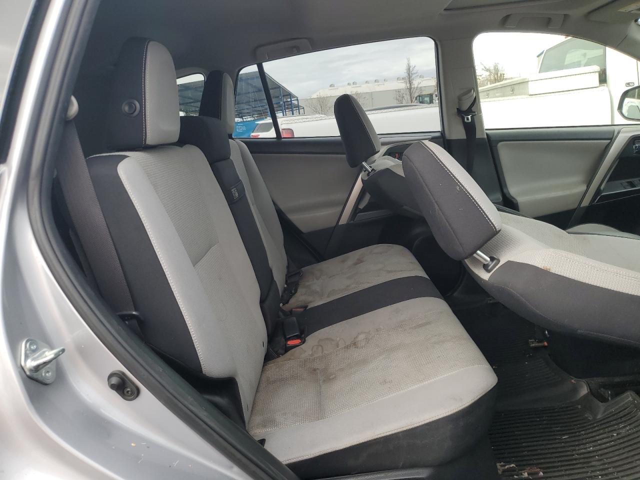 2018 Toyota RAV 4 - Image 11
