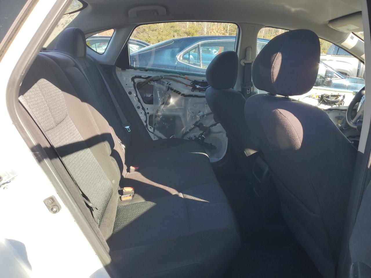 2014 Nissan Sentra - Image 10