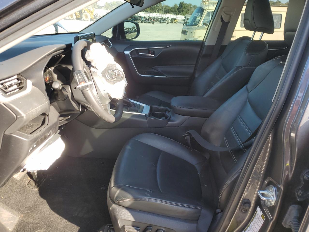 2021 Toyota RAV 4 - Image 7