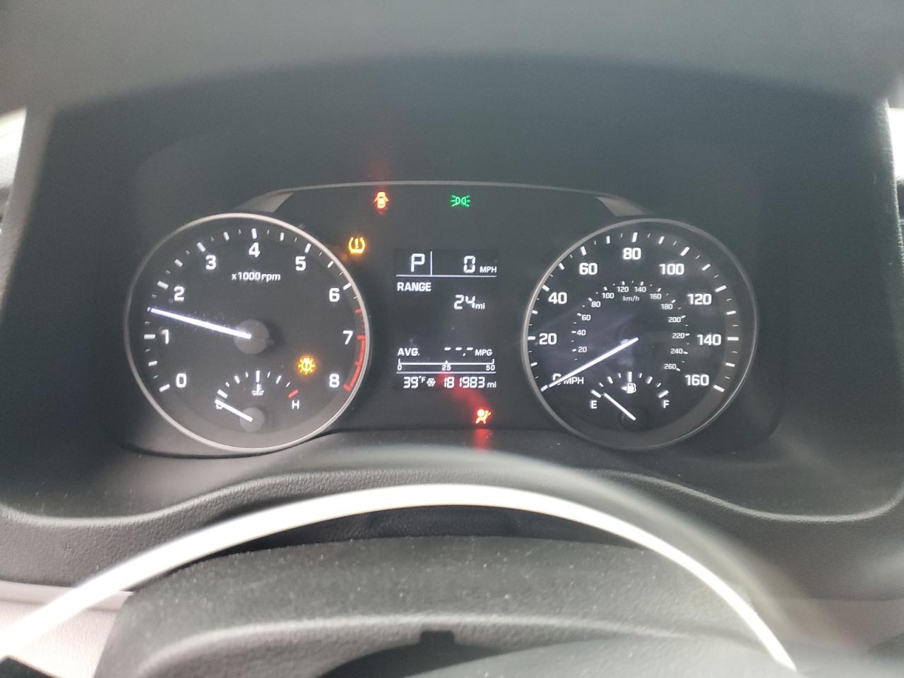 2018 Hyundai Elantra - Image 9