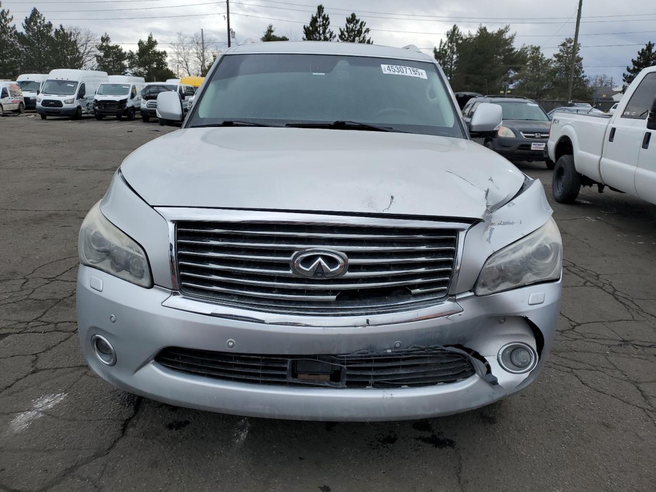 2014 Infiniti QX80 - Image 5