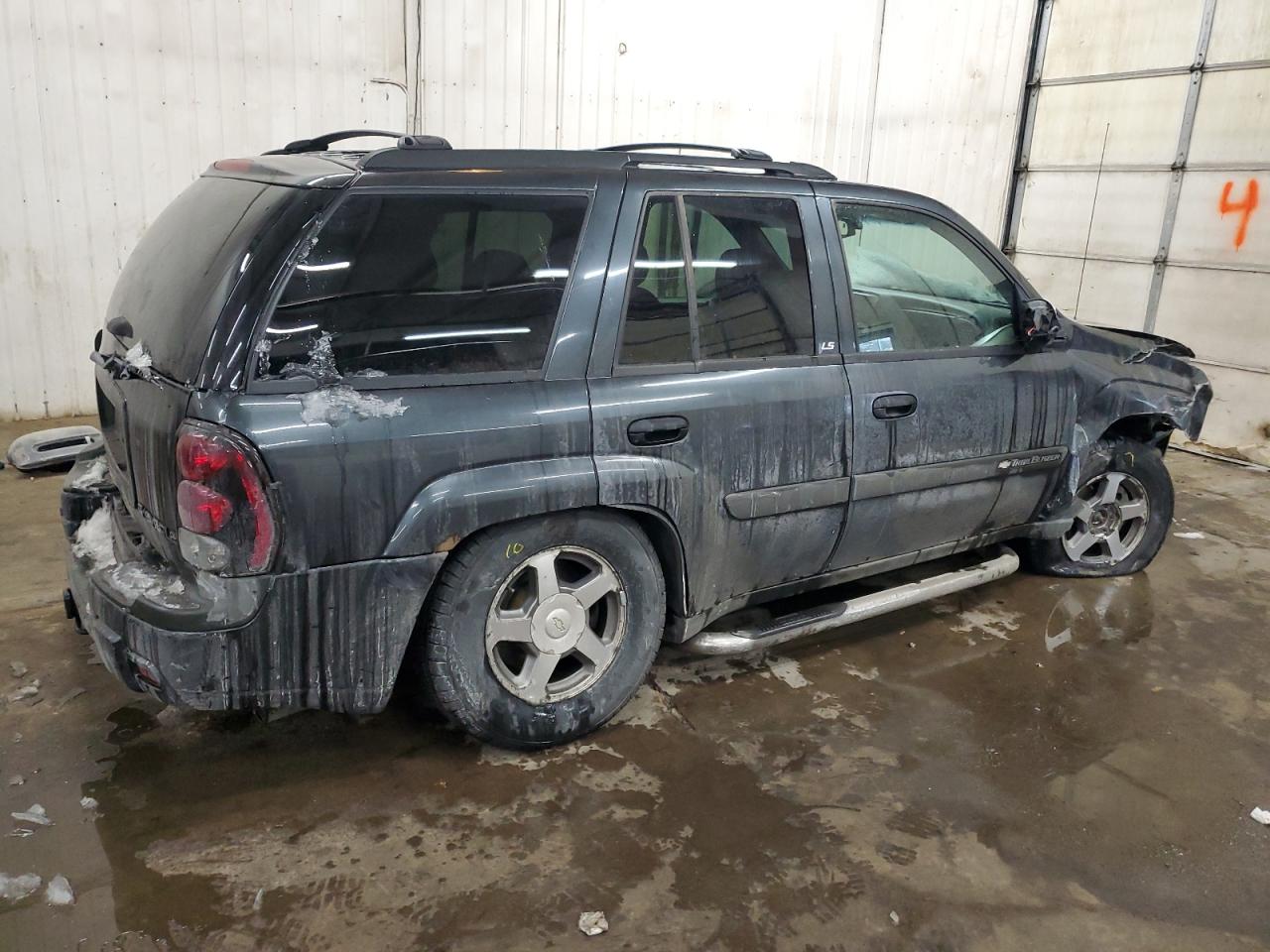 2004 Chevrolet TrailBlazer - Image 3