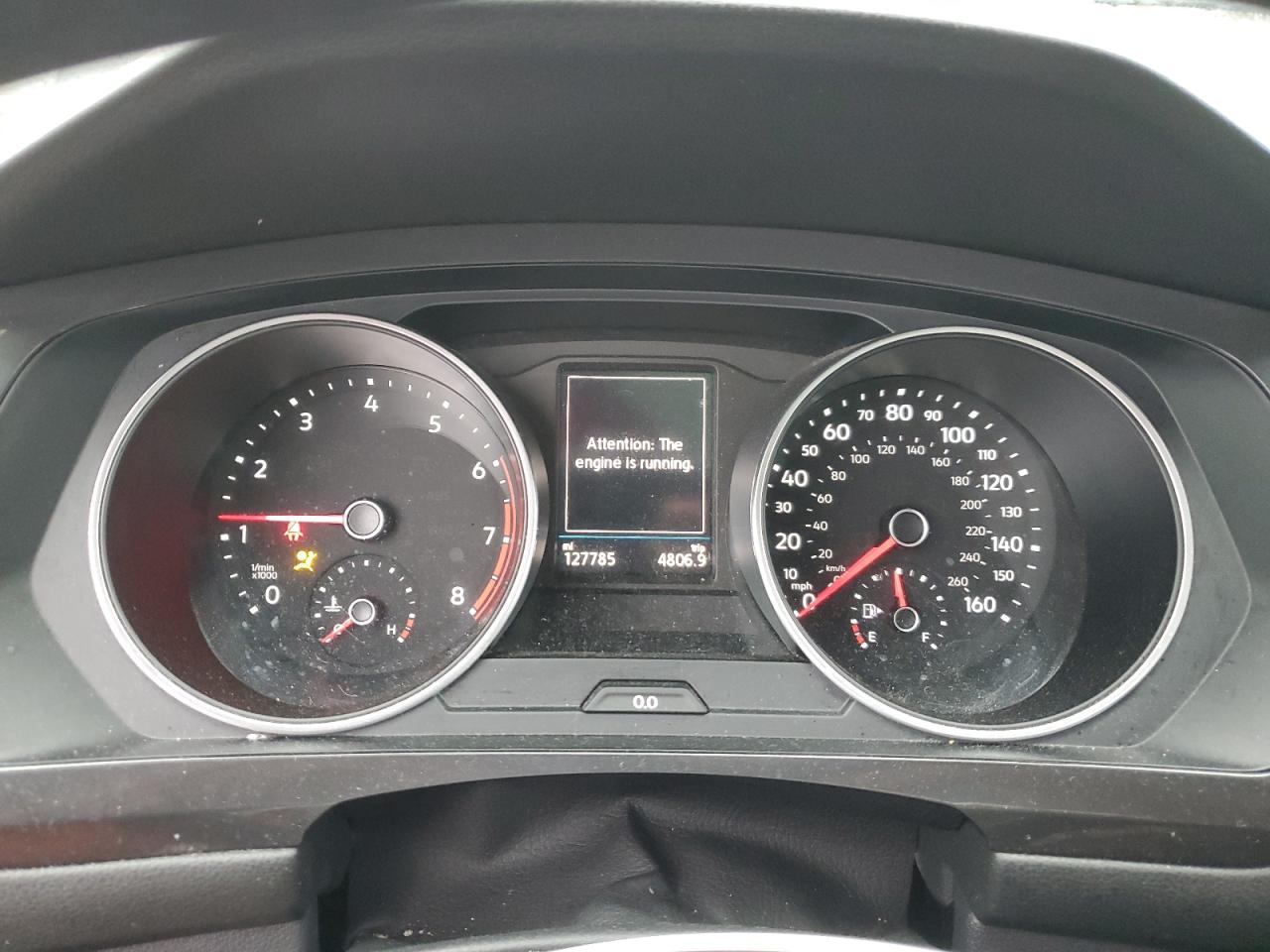 2018 Volkswagen Tiguan - Image 9