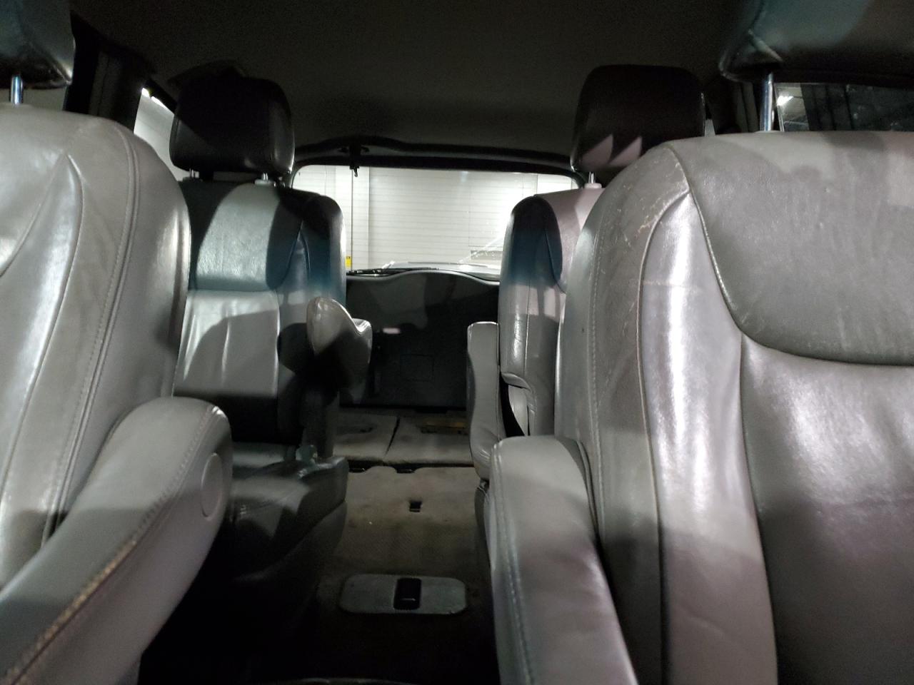 2005 Toyota Sienna - Image 10