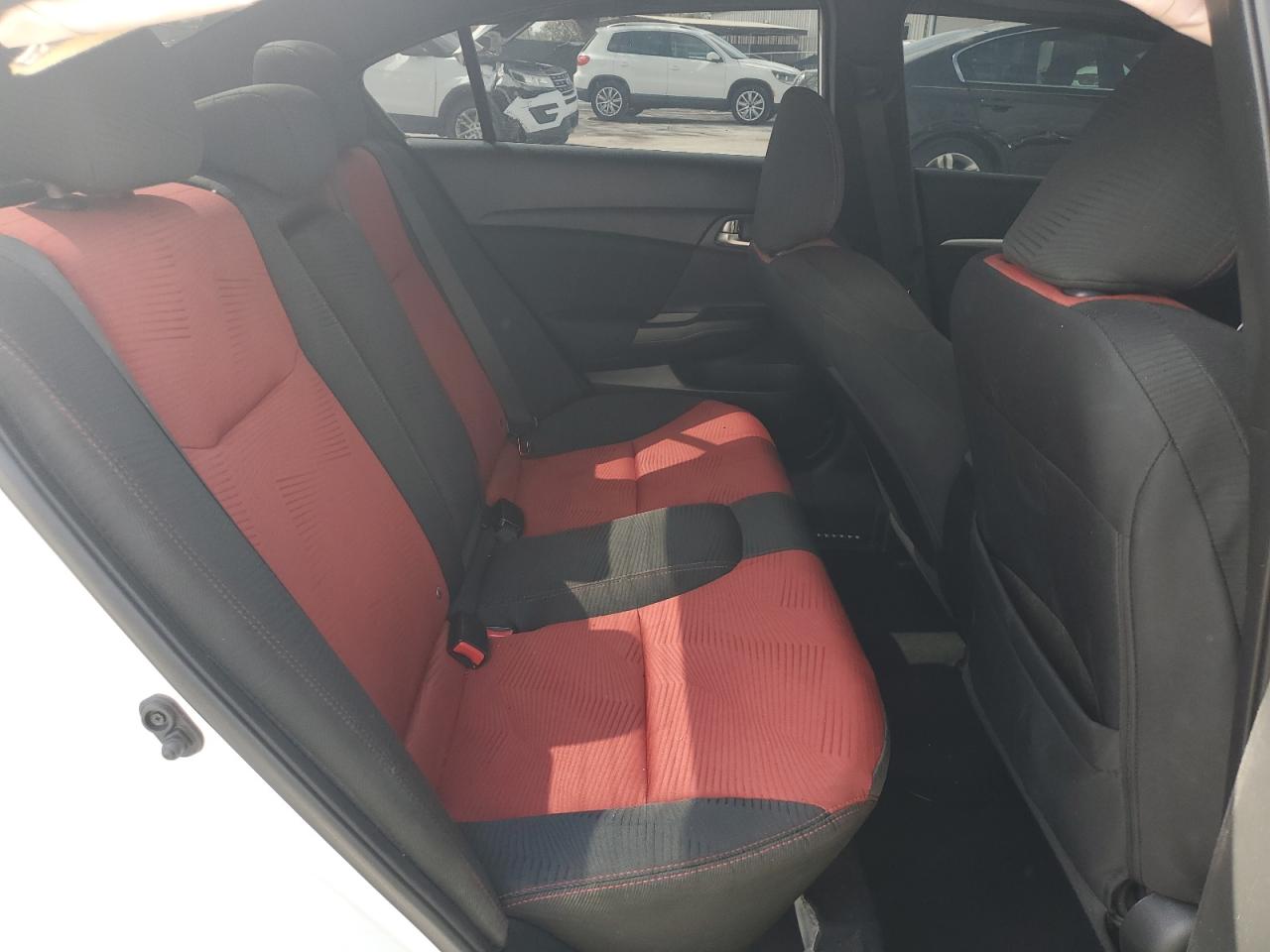 2015 Honda Civic - Image 11