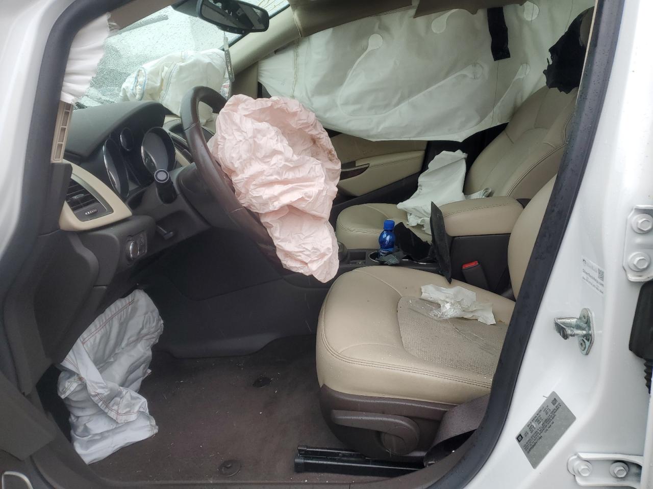 2015 Buick Verano - Image 7
