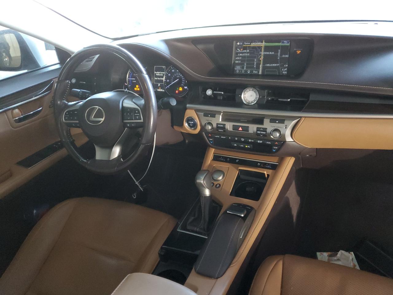 JTHBW1GGXG2122023 LEXUS ES300 2016
