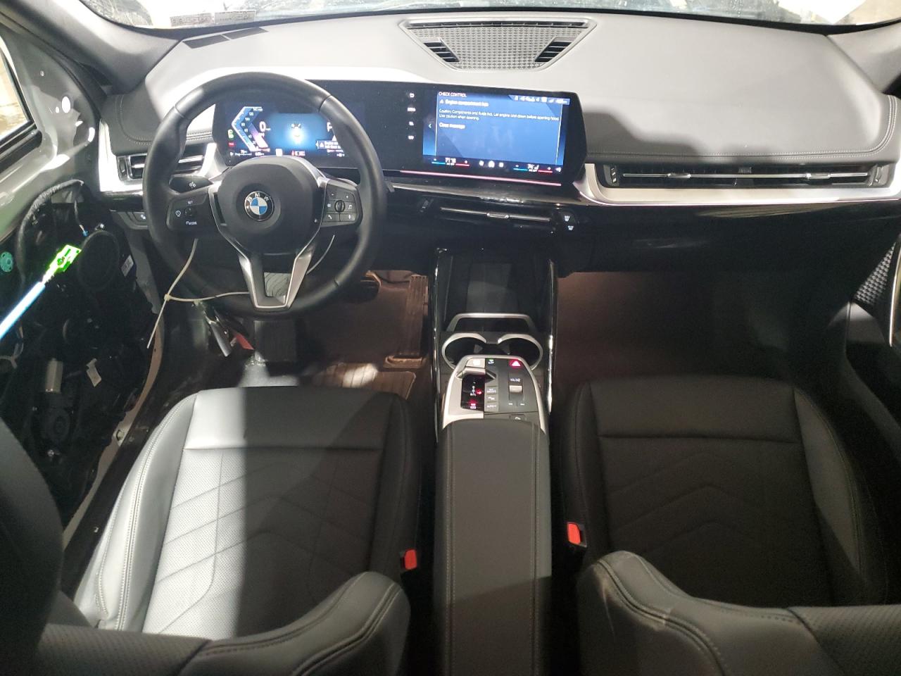 2024 BMW X1 - Image 8