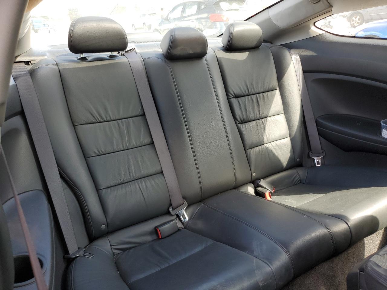 2008 Honda Accord - Image 11