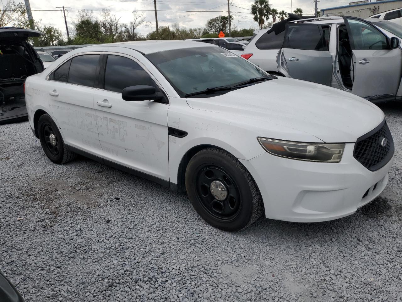 2015 Ford Taurus - Image 4