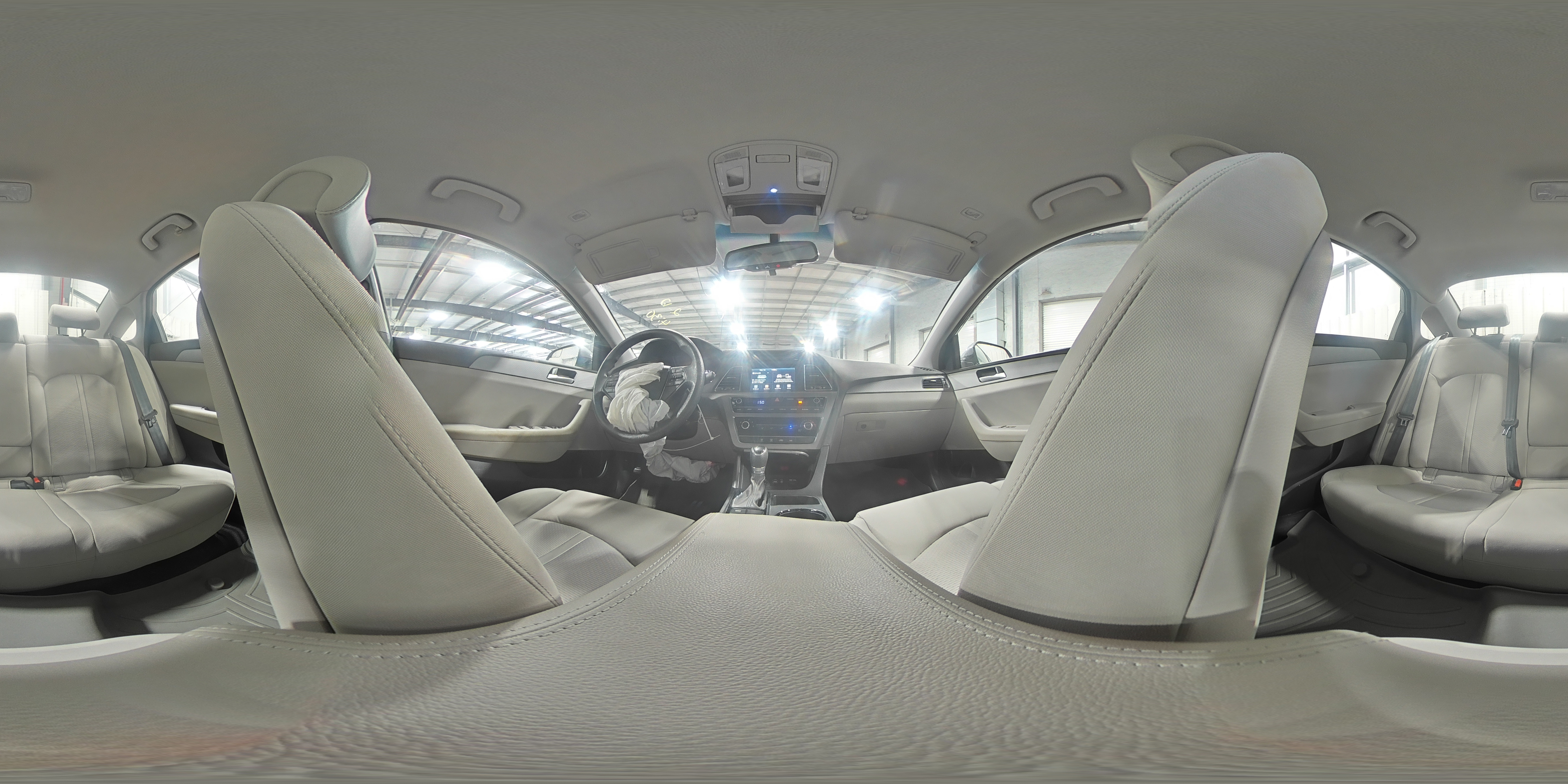 2017 Hyundai Sonata - Image 14