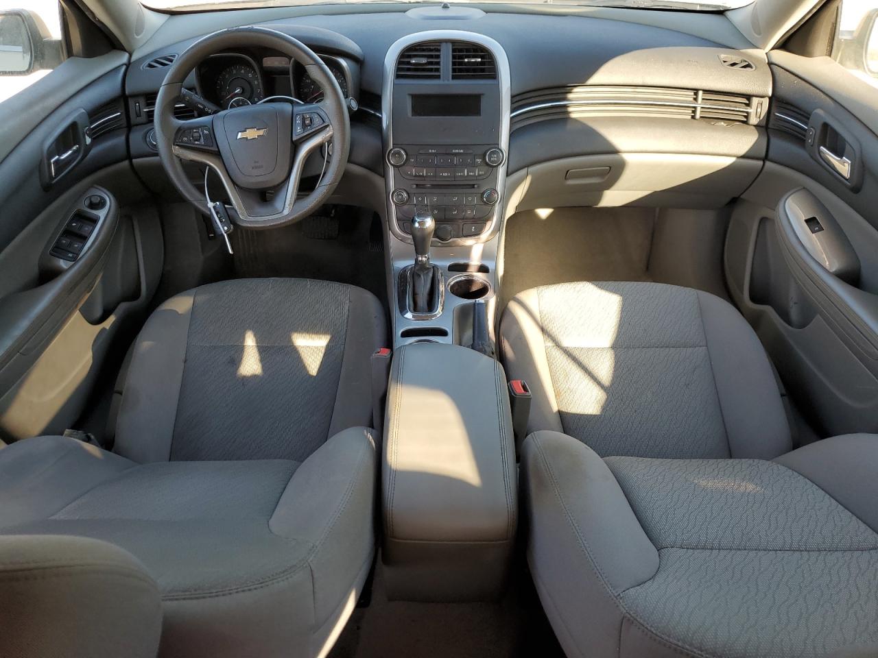 2015 Chevrolet Malibu - Image 8